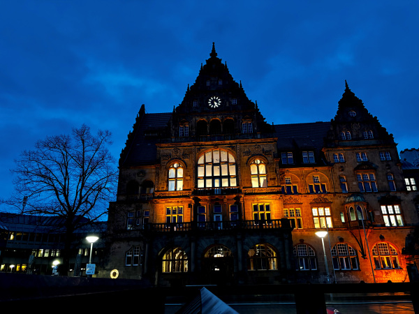 Rathaus am Abend